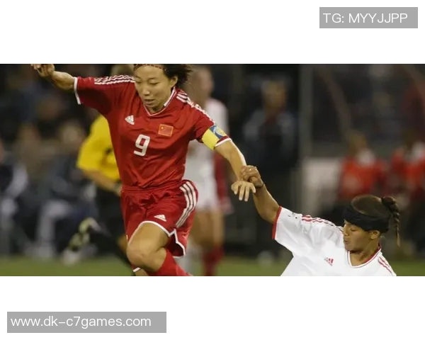 足球巨星回眸:从绿茵场到辉煌传奇,他们的拼搏与荣耀历程 足球巨星回眸:从绿茵场到辉煌传奇,他们的拼搏与荣耀历程